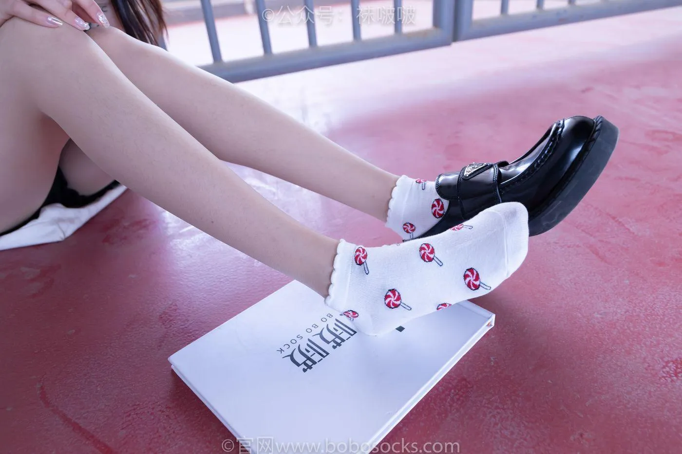 [BoBoSocks袜啵啵]NO.030 稚予- 皮鞋、短白棉袜、肉丝 [141P]插图4